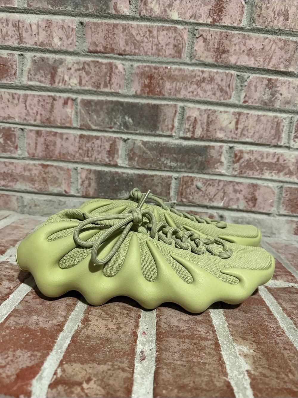 New Yeezy 450 “resin” sneaker size 10